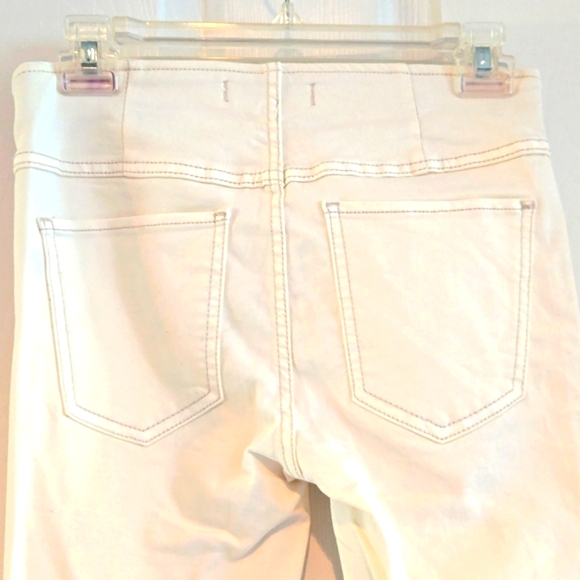 Free People Flare Jeans- size 25 - Picture 3 of 4